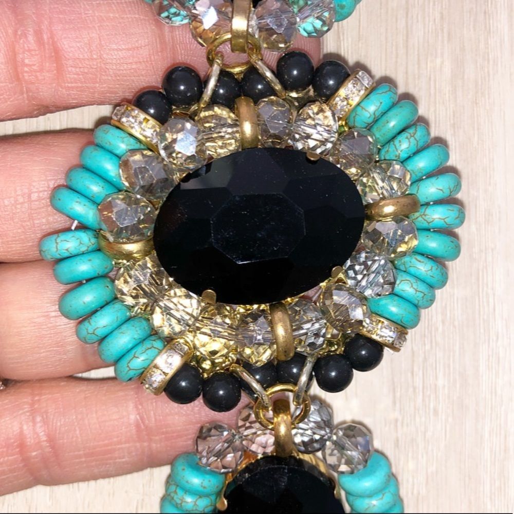 Turquoise tussle long necklace - Picture 7 of 10